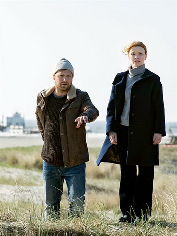 смотреть Погибшие на побережье (2020)